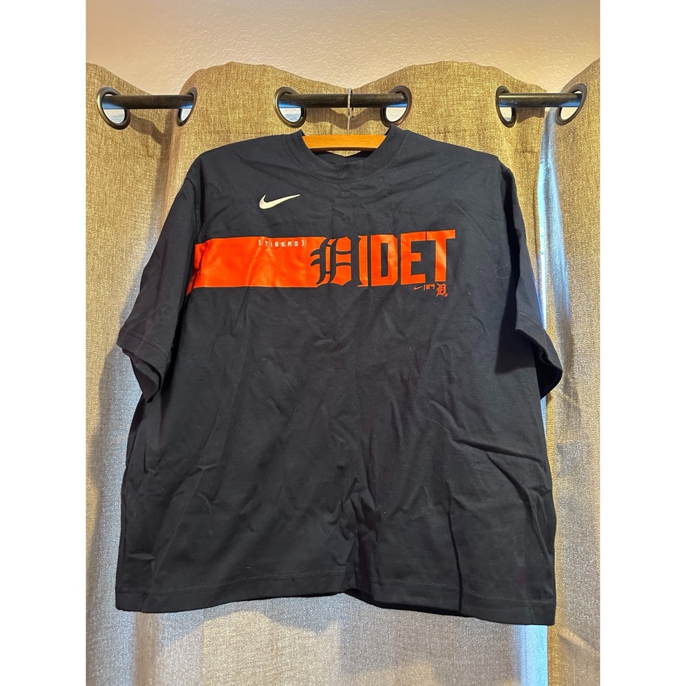 Nike Women's Blue Tee with Bold Orange Detroit Tigers Logo